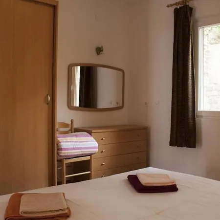 In With Seaview, Balcony, Wifi, Washing Machine Апартаменты Лумбарда